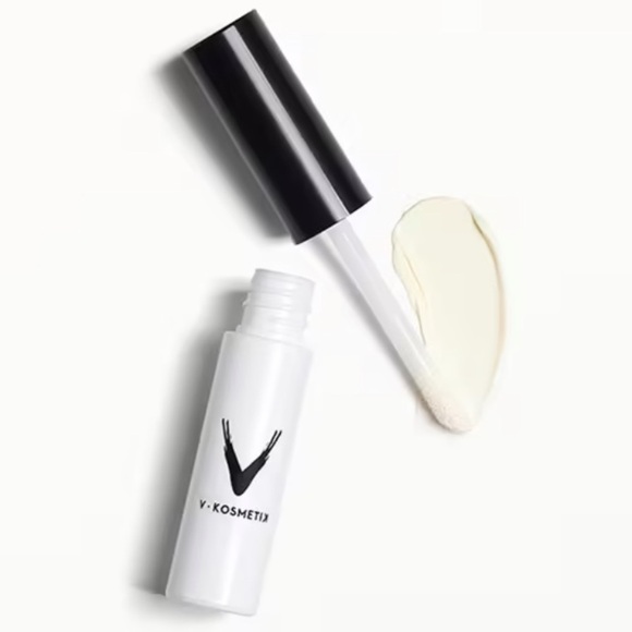 V KOSMETIK Eyeshadow Primer .20 Oz.  Shade Light Medium Brand New In Box - Picture 1 of 7